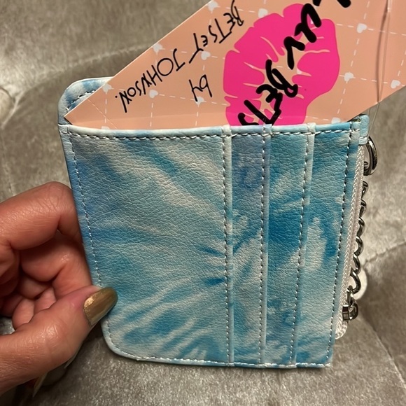 Betsey Johnson blue card wallet with zipper section for coins, new - Picture 4 of 8